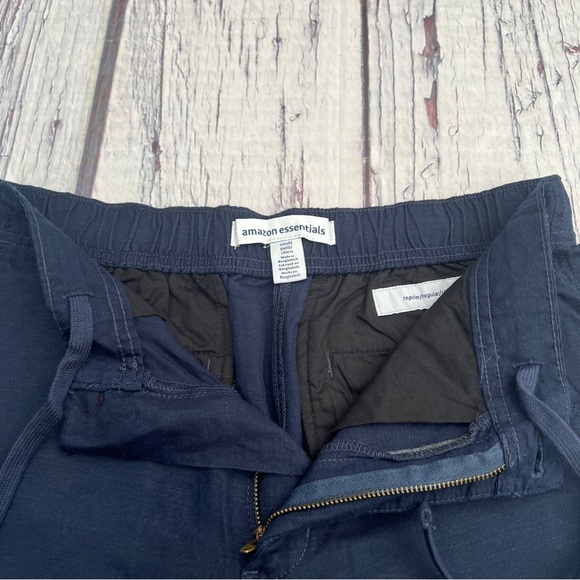 Amazonessentials MenClassic-fit 9” Flat-Front Linen NavyBlue Short Small petite - Picture 8 of 13